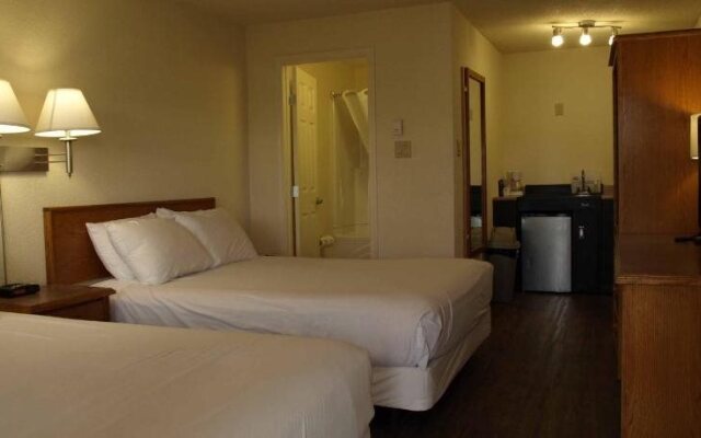 Grand Mountain Lodge