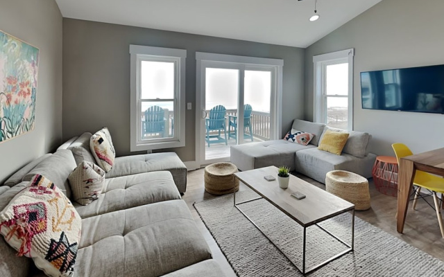 Next to Sea Gallery by Topsail Realty