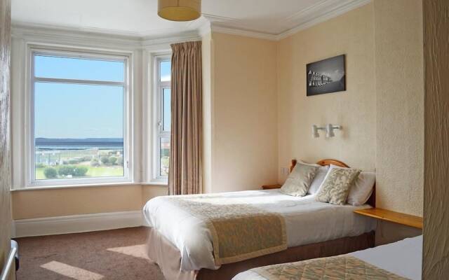 The Carlton Hotel