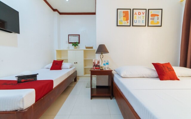 RedDoorz Premium near Museo De Baler