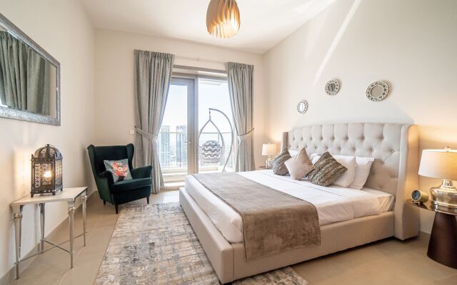 Amazing 1BR apartment with waterfront views!