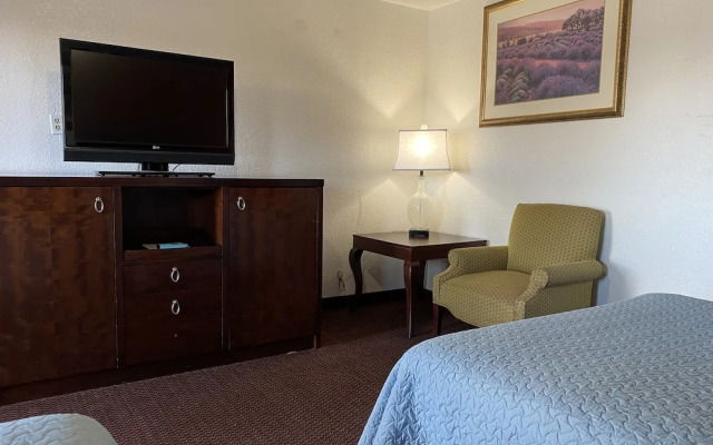 Travelodge By Wyndham Farmington Hwy 64