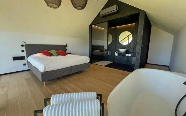 Amazing Lodge With Shared Pool