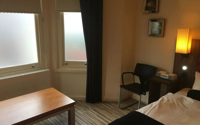 Simply Rooms & Suites
