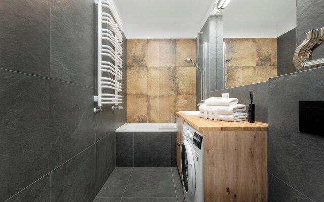 Mieszczańska Apartment by Renters