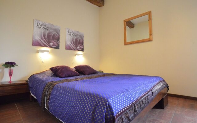 Spacious Villa near Town Center in Mesch