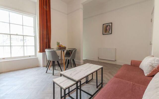 Wyndham Square Apartments by K Boutique