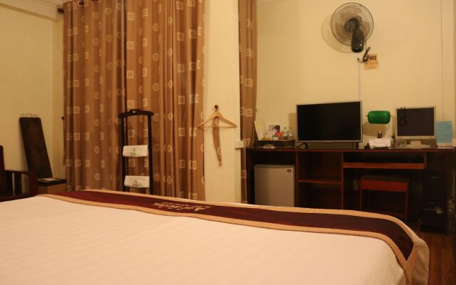 A25 Hotel - 45B Giang Vo