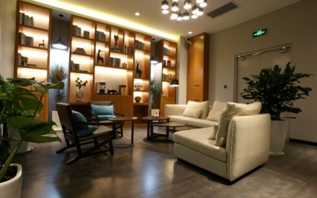 Jianguofeiman Hotel (Xi'an Bell Tower Subway Station Huimin Street) – Lobby – Xi'an