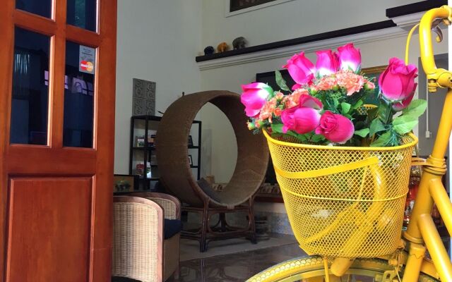 The Cashew Nut Guesthouse