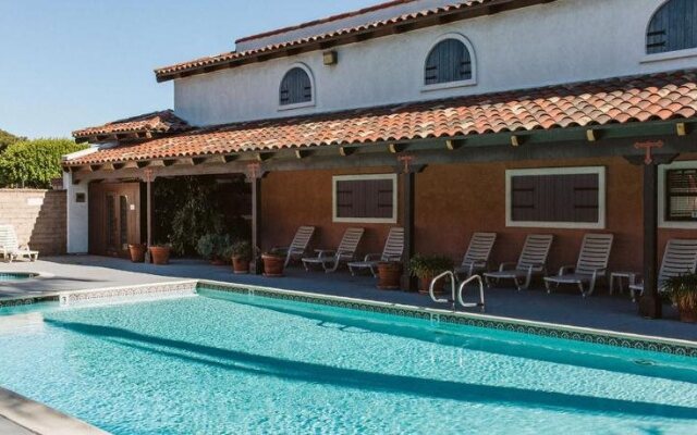 Channel Islands Inn