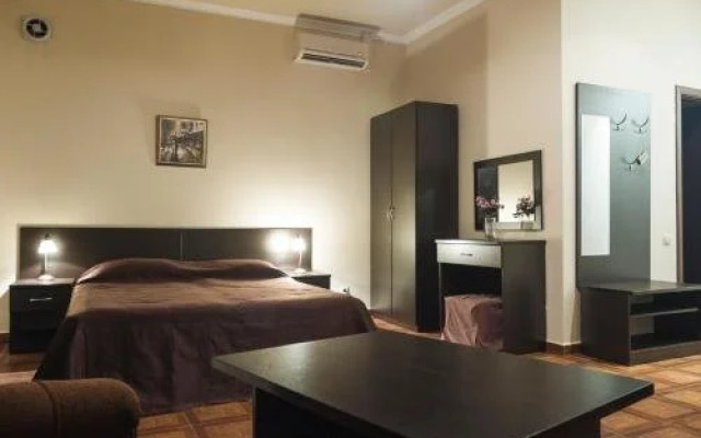 RD-HOTEL
