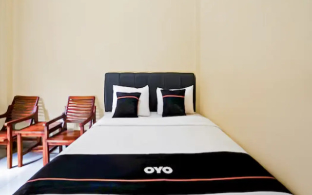 Hotel O Surabaya near Pelangi Park formerly D'best Kutisari