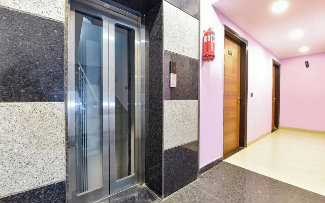 Fabhotel Pink Palace Raja Park