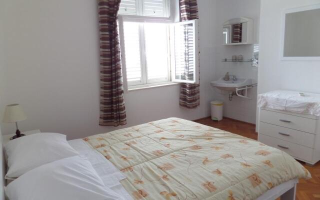 Apartments Kazo