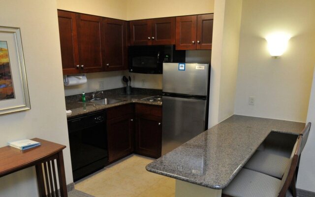 Hawthorn Suites by Wyndham Williamsville Buffalo Airport