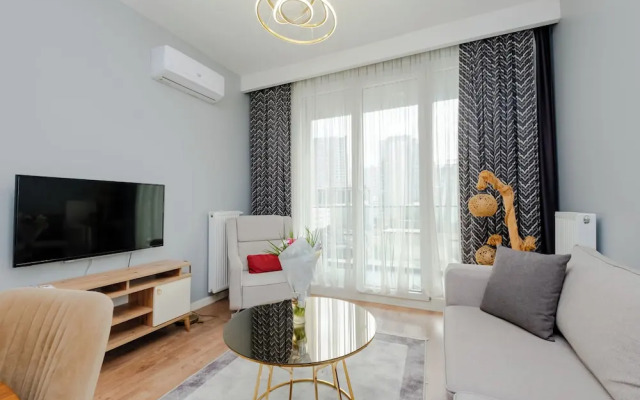 lUX Residence on High Floor 03