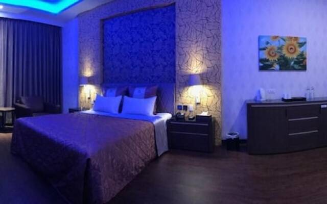 Yinxiang Xihu Motel
