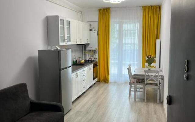 Njunior Luxury Apartments 03
