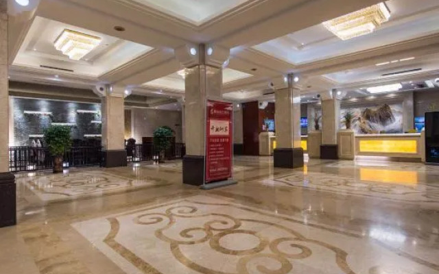 Lufeng Yating Holiday Hotel