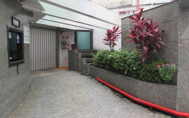 Pleasant Place Hotel