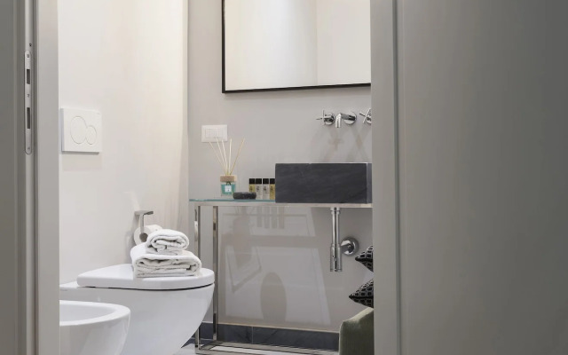 Отель Tornabuoni Place