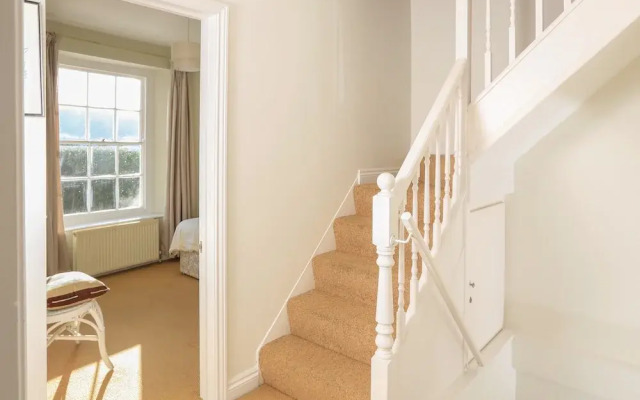 Upper Marcam House