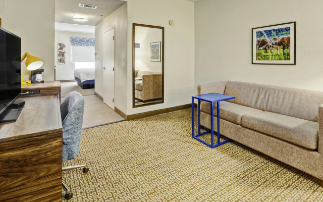 Hampton Inn Van Buren