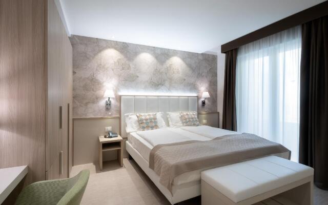 International Beach Hotel