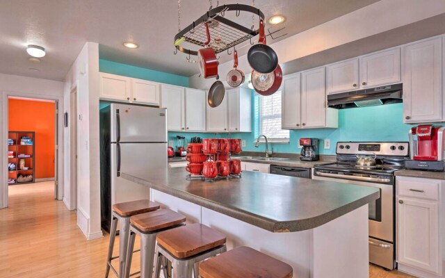 Family-friendly Logan Farmhouse w/ Yard & Near USU