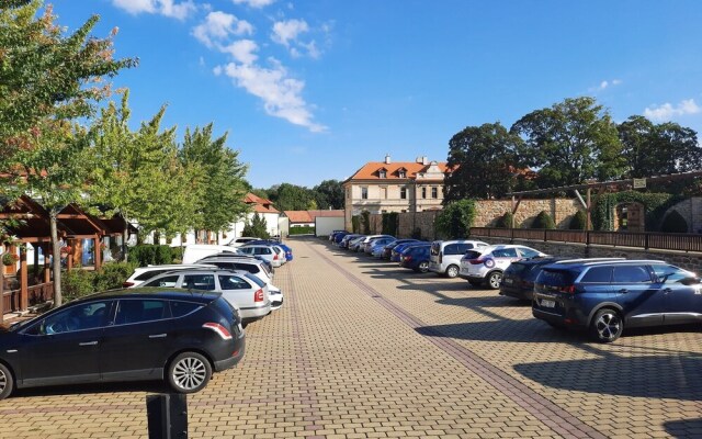 Hotel Čertousy