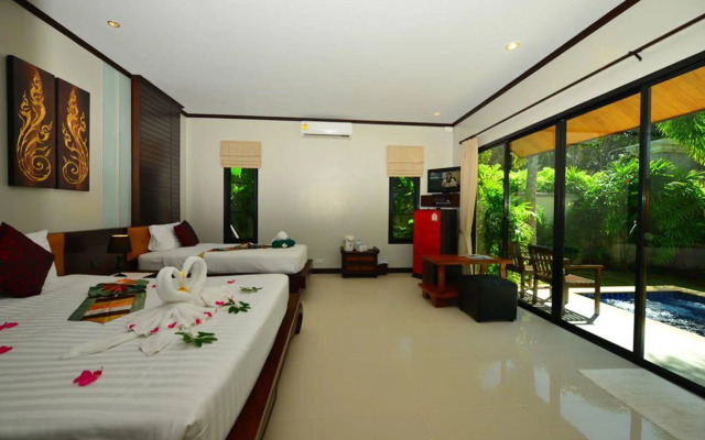 Naiharn Garden Villa