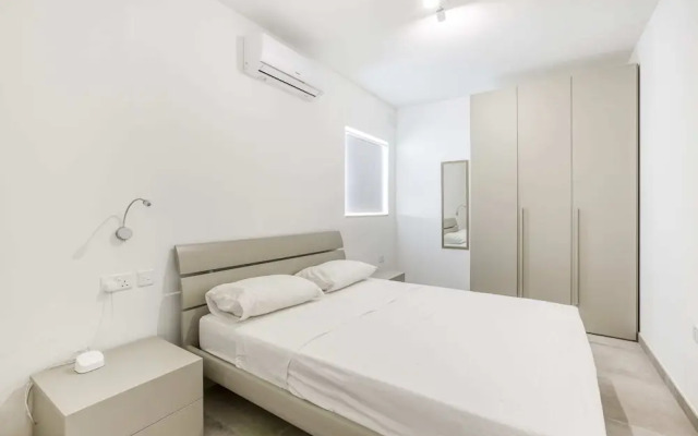 Gzira Suite 14