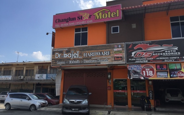 OYO 89671 Changlun Star Motel — 2-star hotel in Changlun