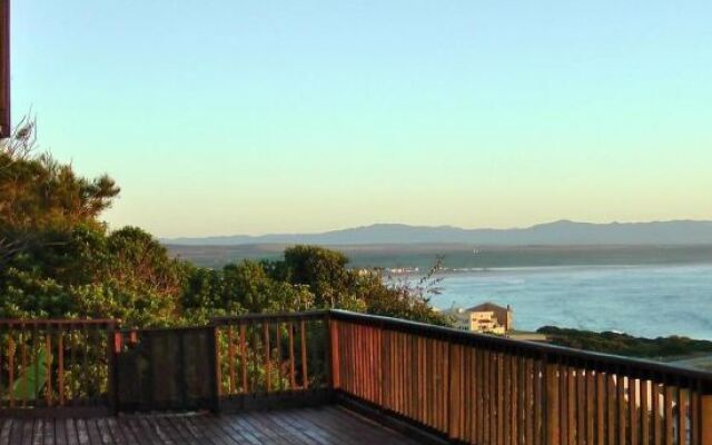 Starfish Surf House
