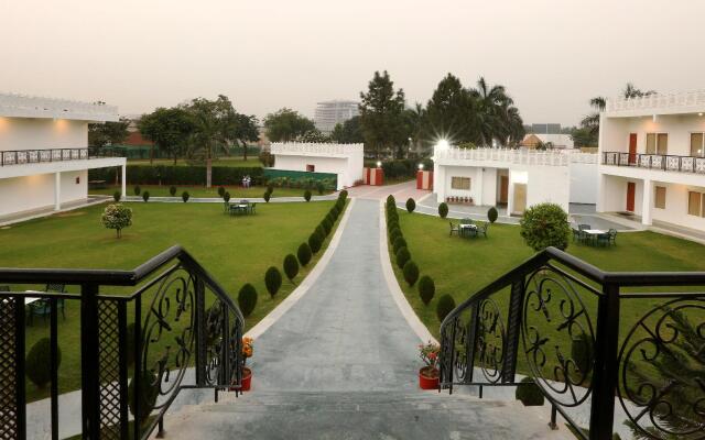 Aapno Ghar Resort