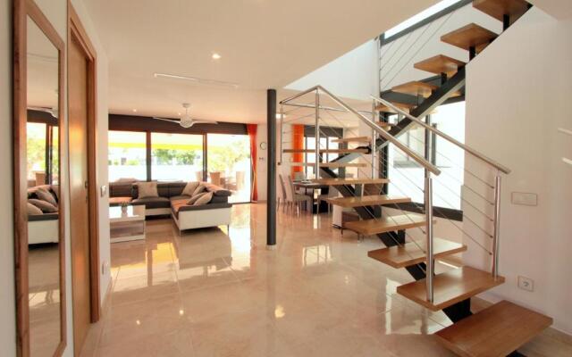 Leon Inmo Medas 27 A - 10699