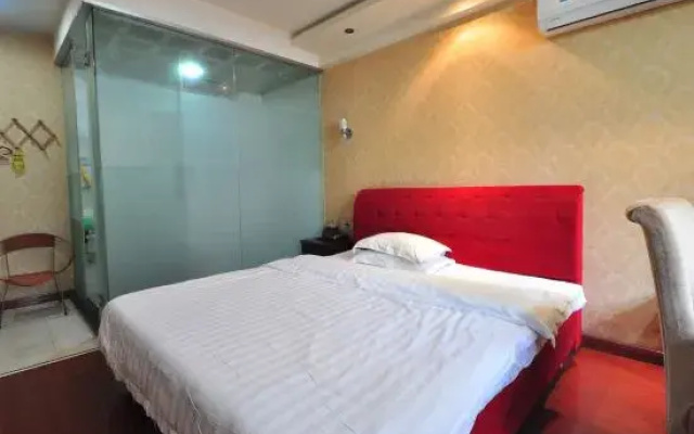 Chaohu Jiangnan Hotel