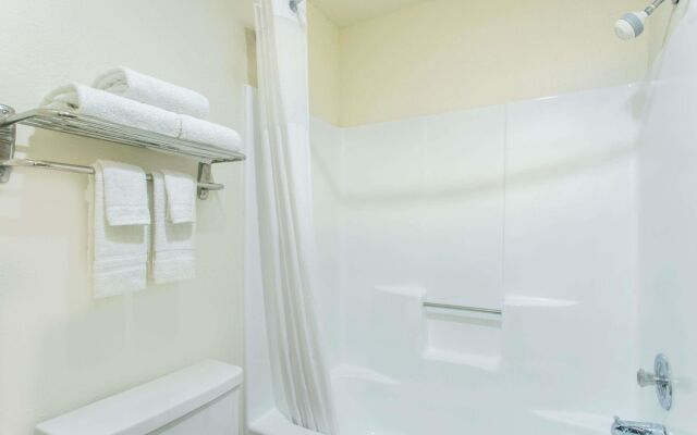 Days Inn by Wyndham Mesa East