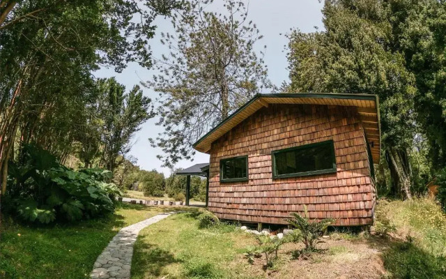 Cabañas Parque Michimahuida