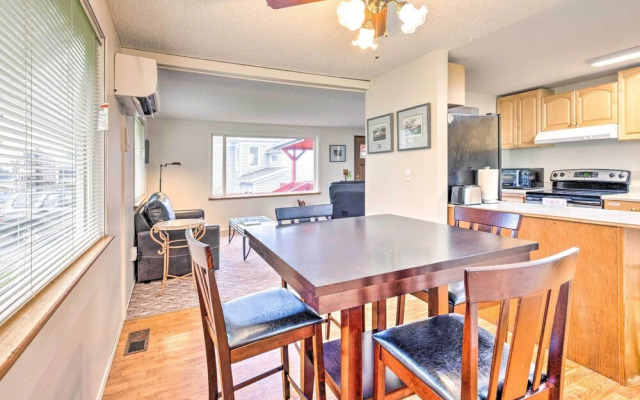 Walkable Sitka Getaway w/ Community Perks!