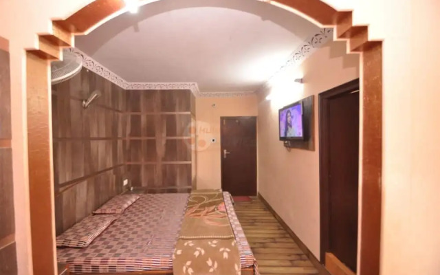 Hotel Sidharth Regency