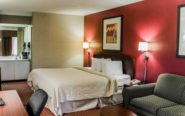 Quality Inn Roanoke Rapids