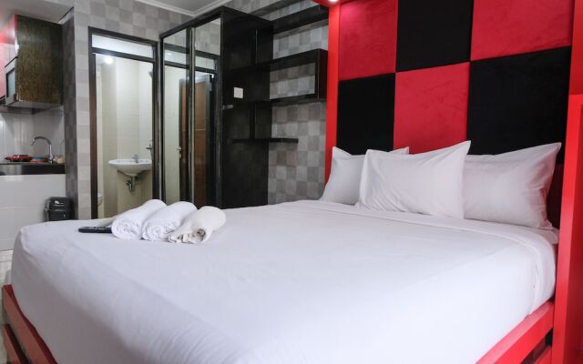 Homey Designed Studio Apartment At Gateway Pasteur