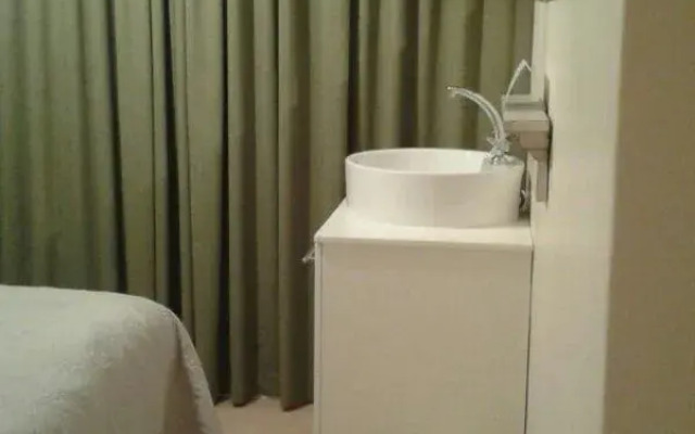 Plattekloof Residence | Island Letting