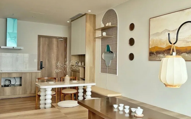 Sakura Homestay - Landmark Ecopark