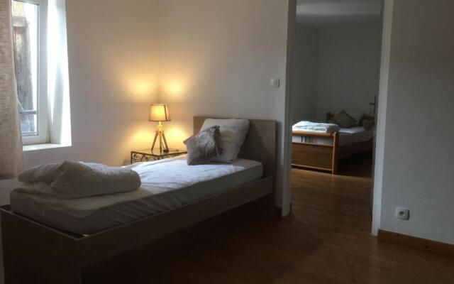 Gîte Lunéville, 4 pièces, 5 personnes - FR-1-584-106