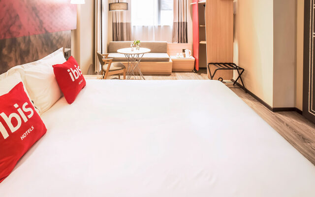 ibis Zhengzhou Longhai Road