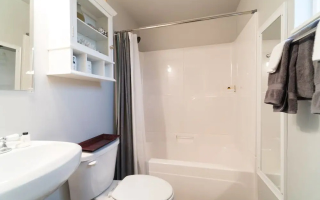 622 Holladay 1 Bedroom 1 Bathroom Home