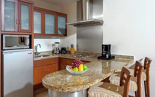 Mayan Palace Acapulco Golf